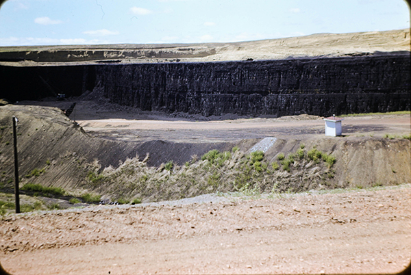 G. A. Leisman’s color photograph of Wyodak Coal Mine Locality